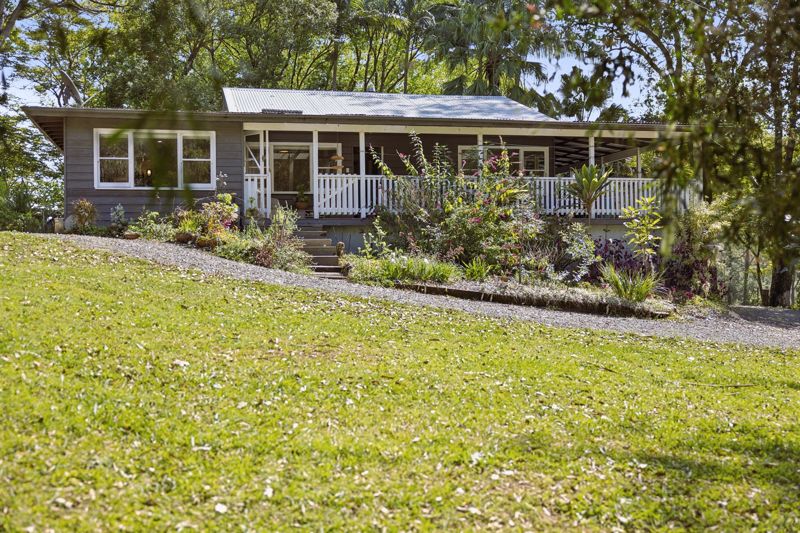 COTTAGE WITH RIVER ACCESS