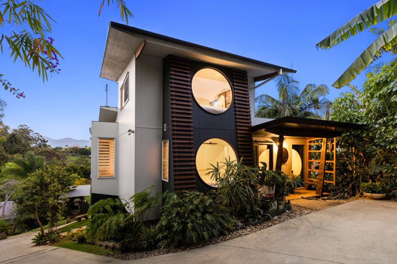 ARCHITECTURAL BELLINGEN HOME WITH DA-APPROVED SUBDIVISION & SECOND DWELLING