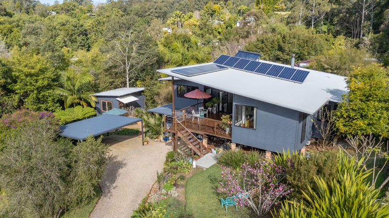 A LIGHT-FILLED ARCHITECTURAL HAVEN DESIGNED FOR MODERN LIVING