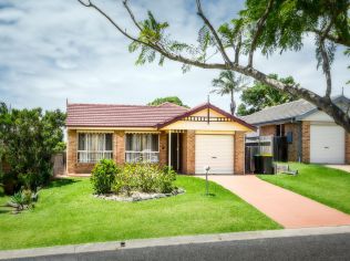 I would recommend you to anyone wanting to purchase or sell their property