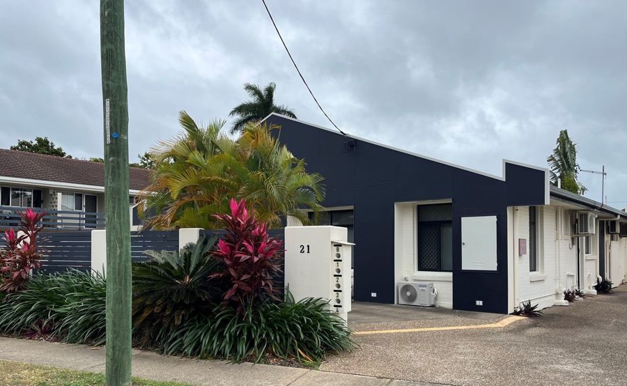 AFFORDABLE INNER-CITY LIVING - MODERN BOUTIQUE COMPLEX