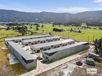 59M2 WAREHOUSE SPACE - 1 LEFT!!