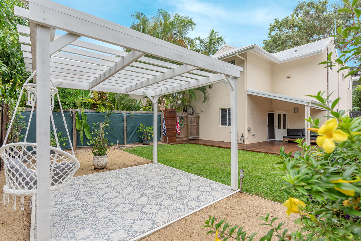 YARINGA 5 - 2 BEDROOM TOWNHOUSE ON GARRICK STREET