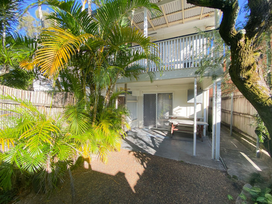 PARTLY FURNISHED ONE BEDROOM VILLA