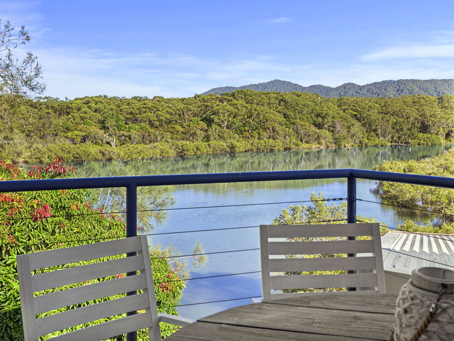 ABSOLUTE WATERFRONT LIVING | JETTY LIFESTYLE...