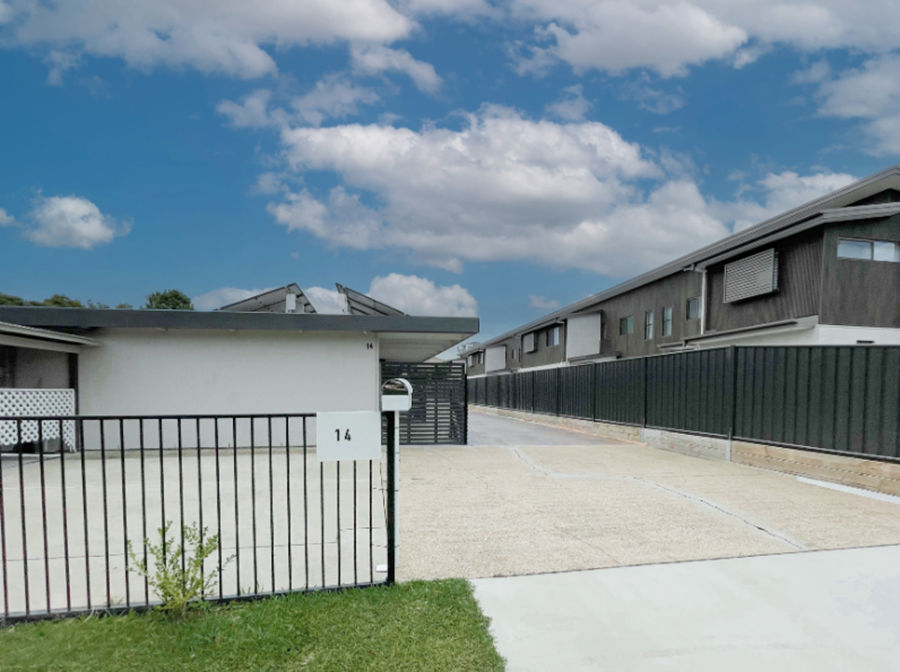 TWO BEDROOM UNIT CLOSE TO THE BEACH