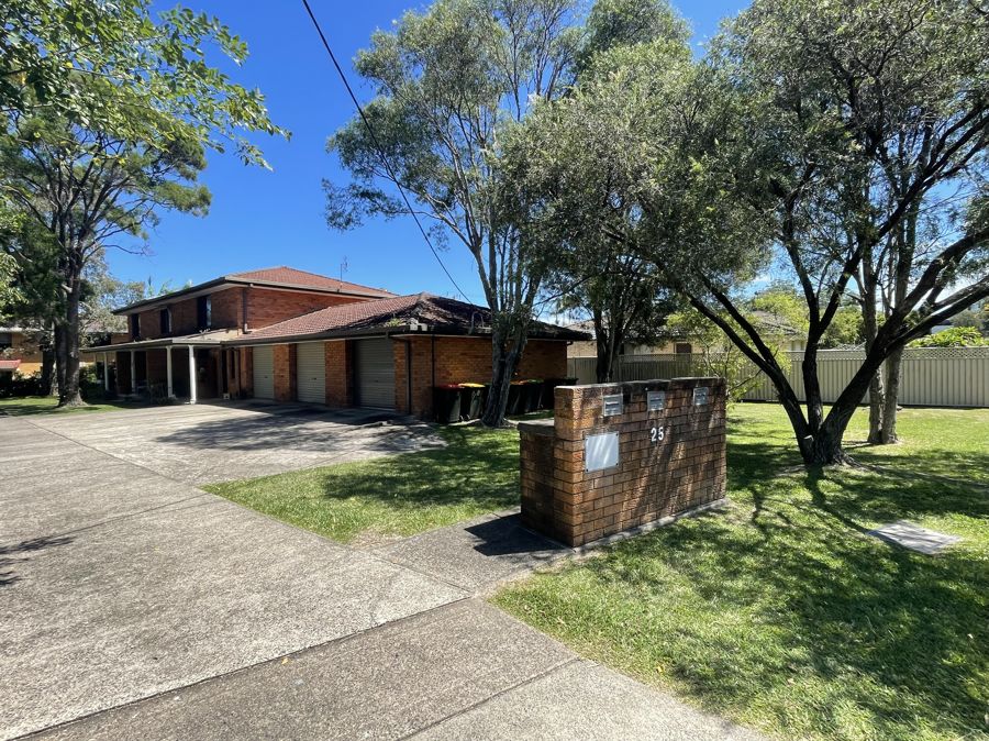 MOMENTS FROM TOORMINA GARDENS