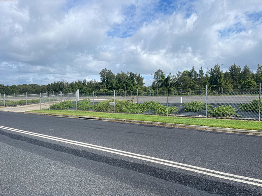 LARGE INDUSTRIAL LAND PARCEL