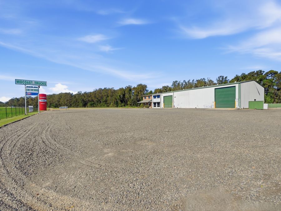 EXCLUSIVE POSITION PRIMED FOR RESIDENTIAL OR COMMERCIAL (STCA)....