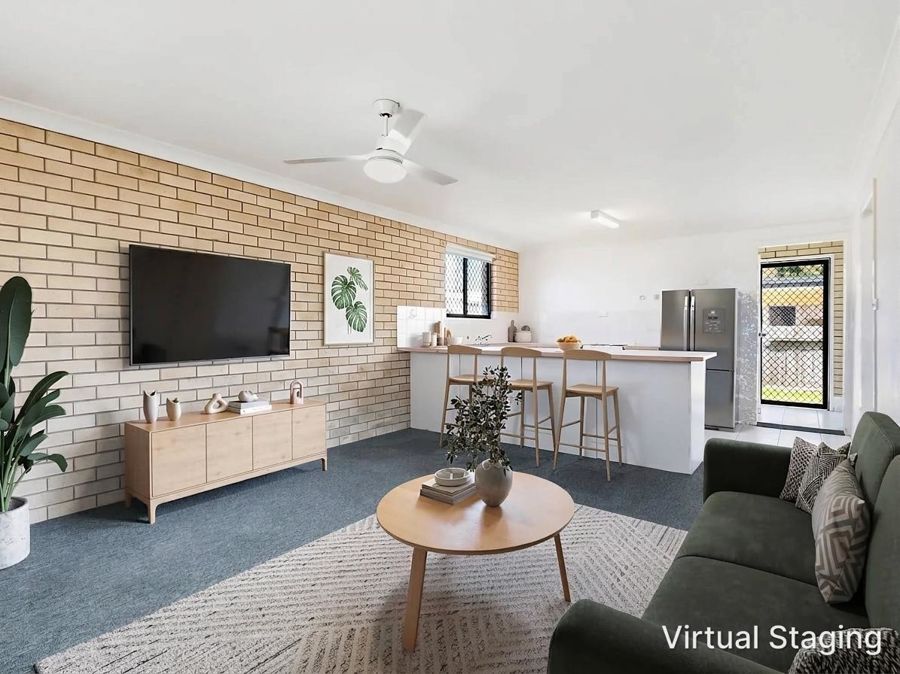BEACHSIDE LIVING OR A SMART INVESTMENT OPPORTUNITY....
