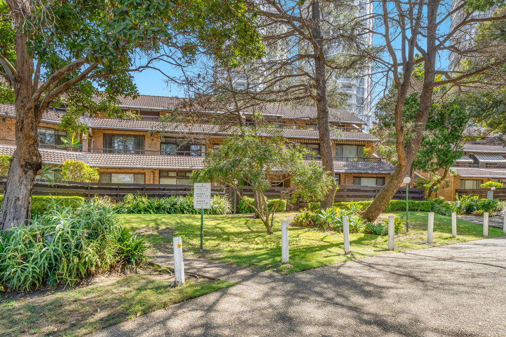 VILLA STYLE APARTMENT - 117 M2 ON TITLE