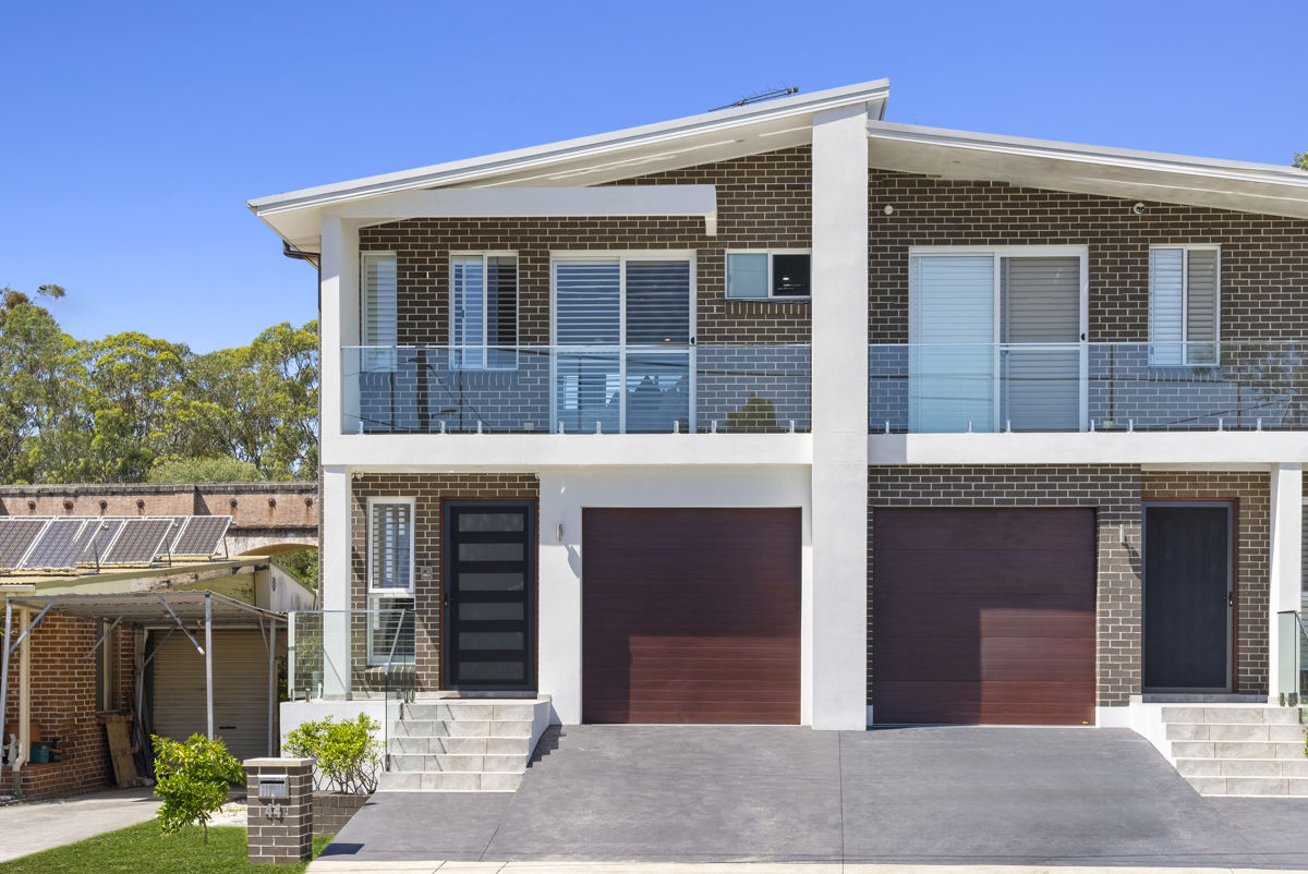 PARKSIDE ASPECT AT FRONT AND REAR