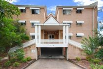 AIR CONDITIONED TWO BEDROOM UNIT WITH SINGLE GARAGE