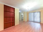 SPACIOUS 2 BEDROOM UNIT IN FANTASTIC LOCATION!