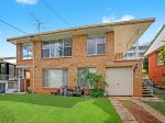 WALKING DISTANCE TO EVERYTHING - LAWN MOWING INCLUDED