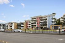 TURN-KEY APARTMENT IN HEART OF BLACKTOWN