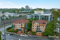 WELL PRESENTED 2 BEDROOM UNIT