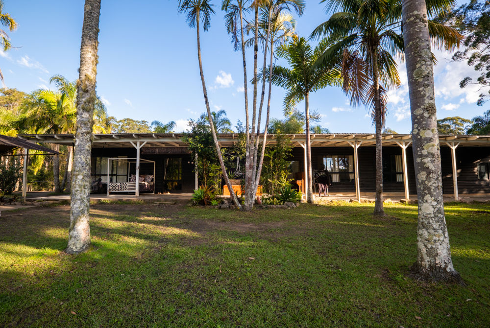 CRESCENT HEAD LIFESTYLE / ECO TOURISM