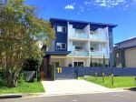 MODERN COMPLEX WITH A CENTRAL LOCATION