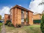 2 BEDROOM APARTMENT IN PENRITH CBD