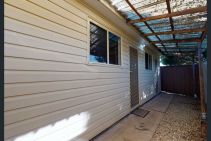 LOW MAINTENANCE GRANNY FLAT IN A PRIME LOCATION READY TO BE LEASED!