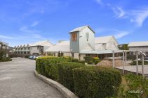STYLISH MODERN APARTMENT READY TO MOVE IN