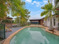 VIEWS, SPACE AND A TOUCH OF LUXURY