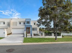 LUXURIOUS ISLAND LIVING. AWESOME WATER VIEWS WITH NORTHERLY ASPECT.