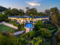 UNIQUE HINTERLAND ESTATE BRIMMING WITH OPPORTUNITY