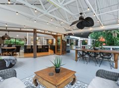 TRUE DUAL LIVING IN A PEACEFUL BUSH SETTING, PEACE PERSONIFIED