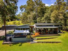 DESIGNED WITH IMPECCABLE SYNCHRONICITY WITH THE STUNNING NATURE FILLED SURROUNDS!