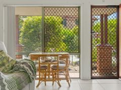 SINGLE LEVEL SPACIOUS DUPLEX WITH LOW BODY CORP