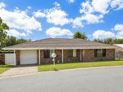 RESTORE, REVIVE, REIMAGINE - RENOVATORS DELIGHT IN THE HEART OF MERRIMAC