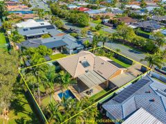 FAMILY ENTERTAINER WITH POOL, SOLAR & RARE DIRECT SCHOOL ACCESS ON 662M&SUP2;