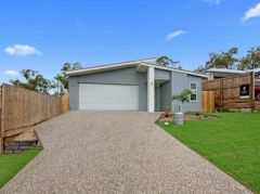 MODERN FAMILY LIVING IN A PRIME HOLMVIEW LOCATION