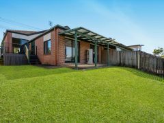 DUPLEX, NO BODY CORPORATE FEES &NDASH; BRILLIANT LOCATION SUIT FAMILIES, FIRST HOMEOWNERS & SEEKERS OF CBD LIVING