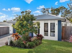 4 BED + STUDY - FAMILY HOME BACKING ONTO BUSHLAND