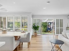 DREAM HOME, RENOVATED, PRIVATE, SINGLE LEVEL.&NBSP; DUAL LIVING WITH A POOL 1029M2 BLOCK