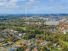 BEAUTIFULLY RENOVATED GOLF COURSE FRONTAGE HOME