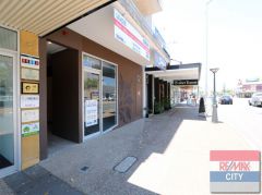 Property in Stones Corner - CONTACT THE EXCLUSIVE AGENT