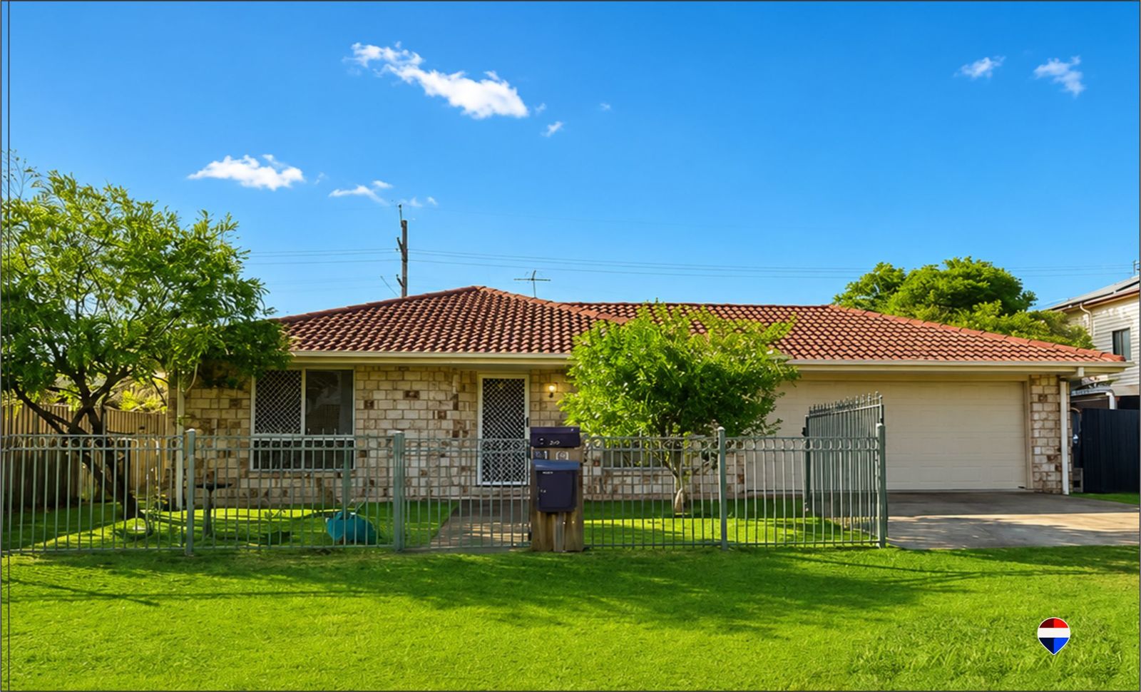 *****EXCEPTIONAL VALUE FOR THIS WELL PRESENTED FAMILY HOME*****