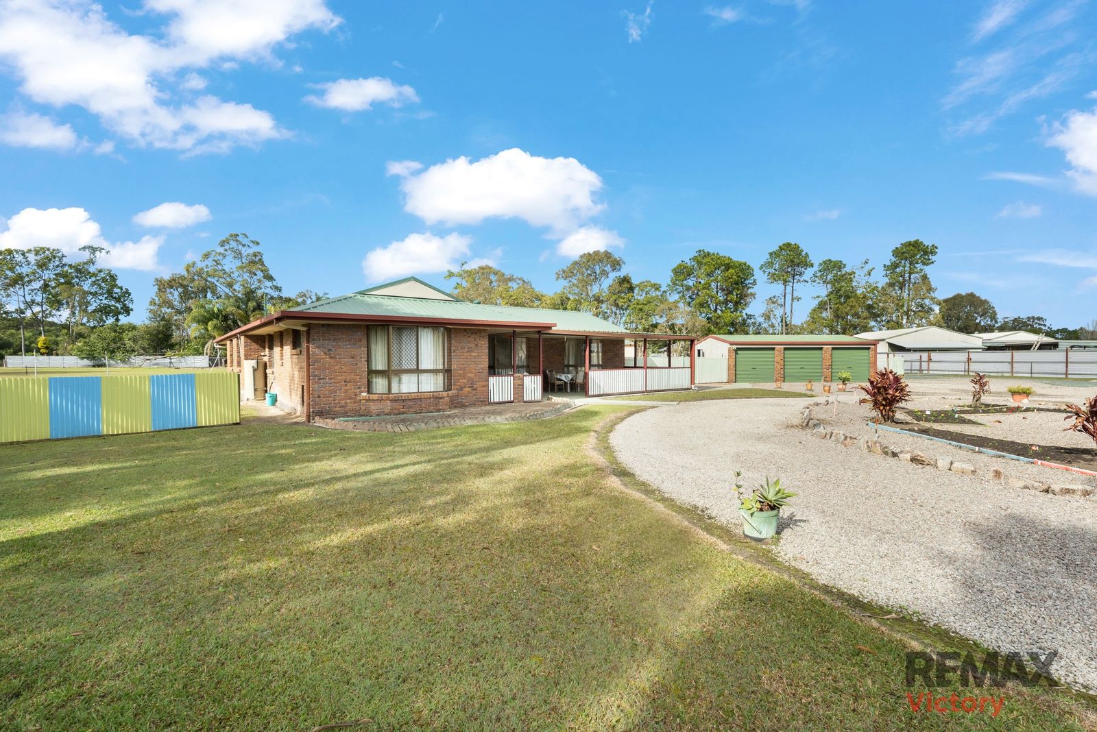 COASTAL LIVING MEETS COUNTRY CHARM - TRADITIONAL HOMESTEAD ON 2 ACRES