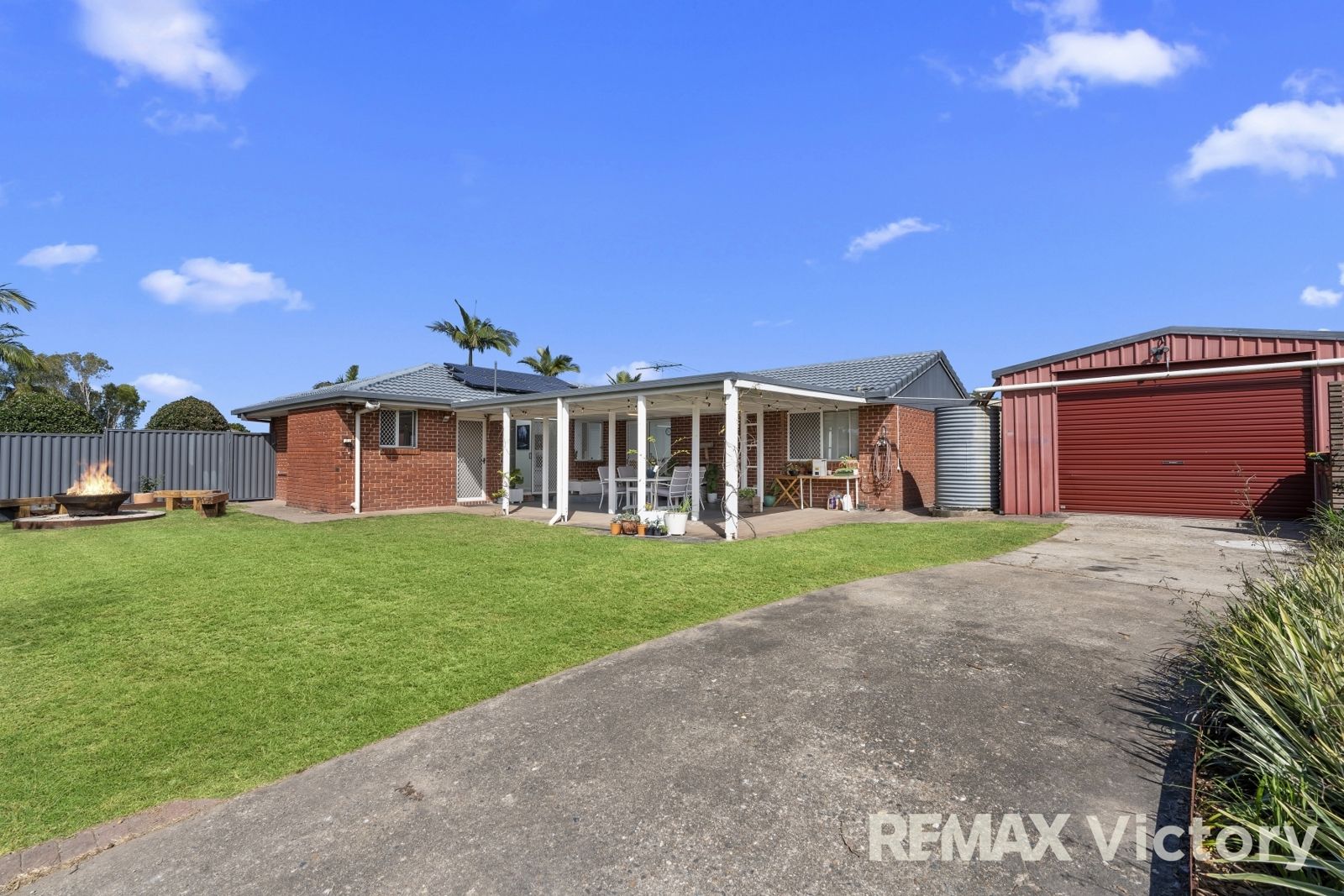 FAMILY HOME WITH SHED