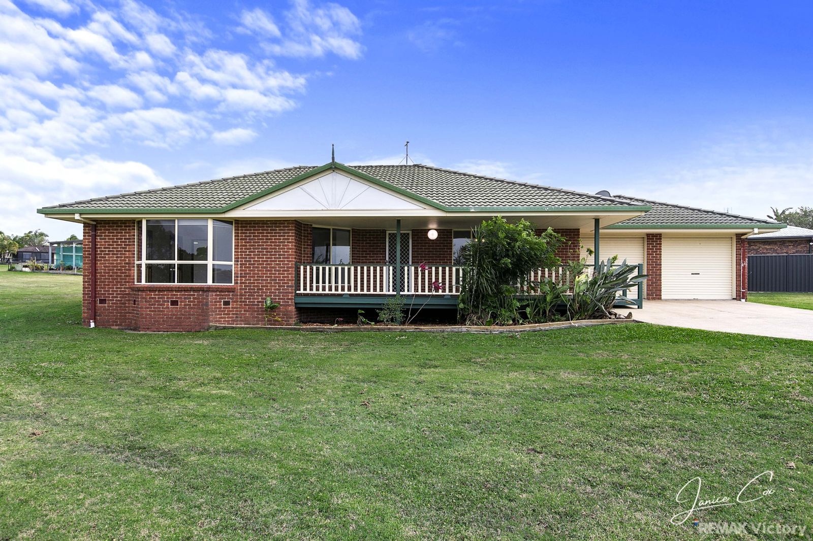 COASTAL LIFESTYLE, OPEN SPACE & PEACEFUL SURROUNDINGS