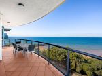 SWEEPING PANORAMIC VIEWS! FULL FLOOR SUB PENTHOUSE!