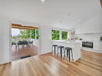 HILLTOP HIGHSET WITH STUNNING VIEWS - RENOVATED AND READY!