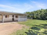 FLOOD FREE UNIT IN CENTRAL LOCATION