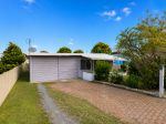COMFORTABLE FAMILY LIVING WITH A LARGE SHED