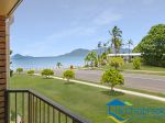 COMFORTABLE COASTAL TOWNHOUSE WITH OCEAN VIEWS