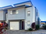 PRESTIGIOUS EAST NAMBOUR TOWNHOUSE!